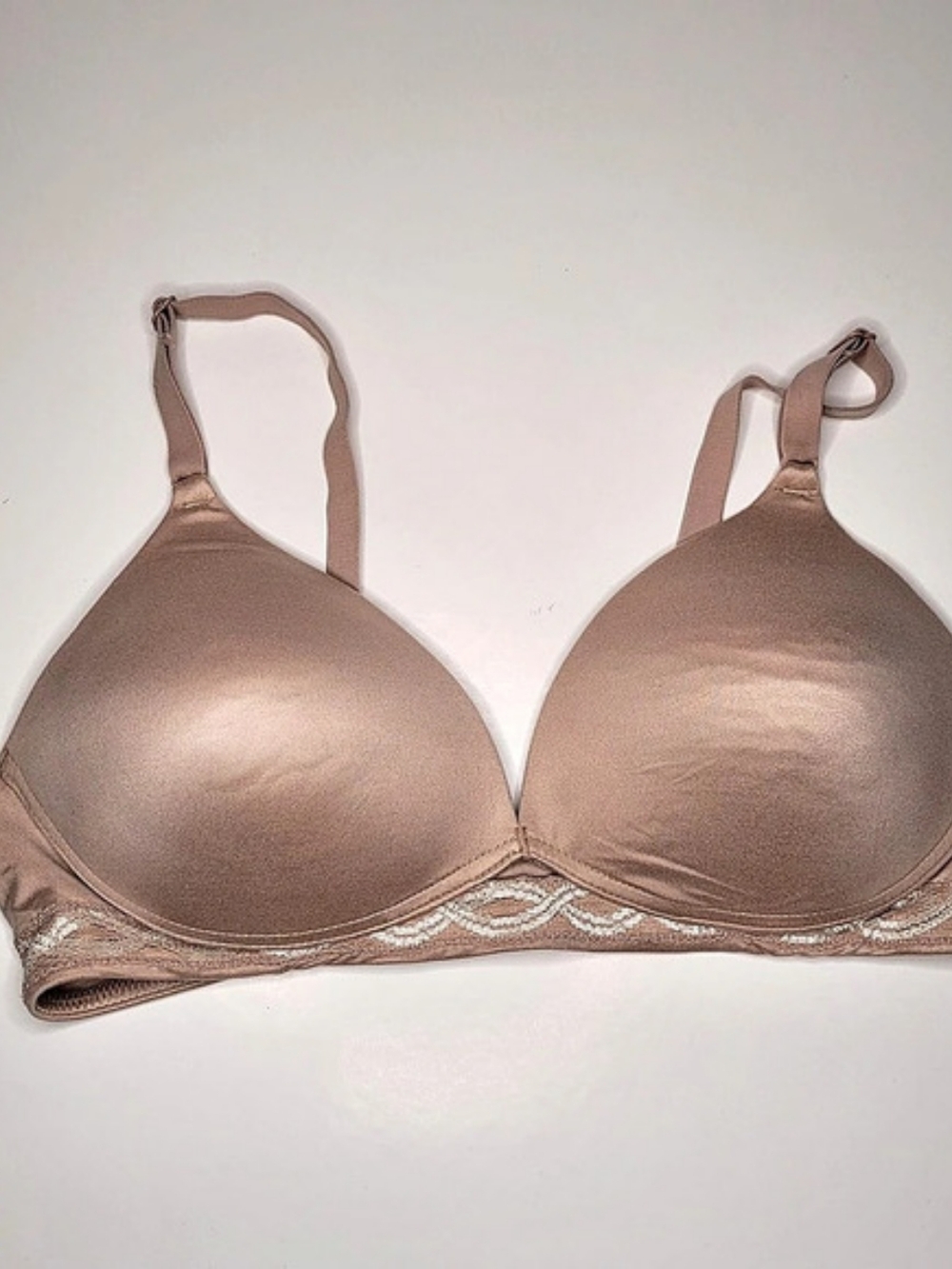 Warner's Cloud 9 Wireless Full Coverage Contour Bra 36B Style 01869